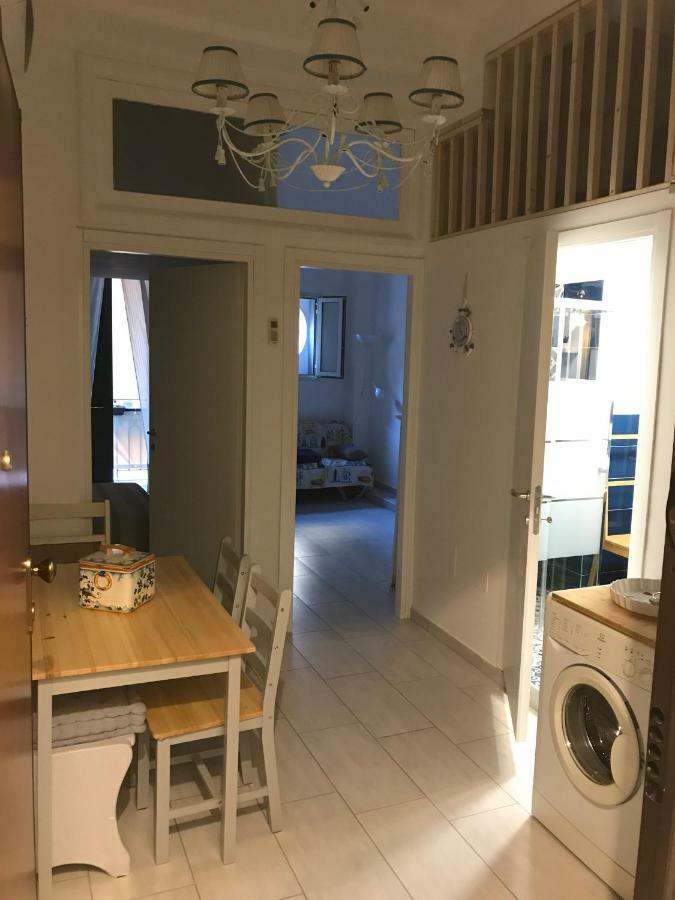 La Casa Di Hoby Lägenhet Neapel Exteriör bild