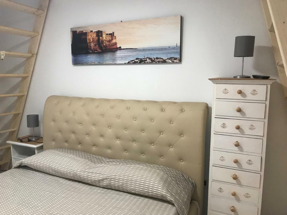La Casa Di Hoby Lägenhet Neapel Exteriör bild