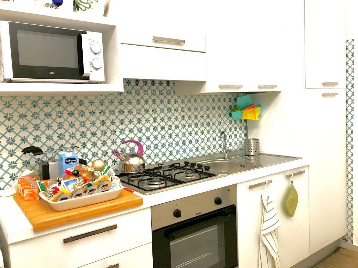 La Casa Di Hoby Lägenhet Neapel Exteriör bild